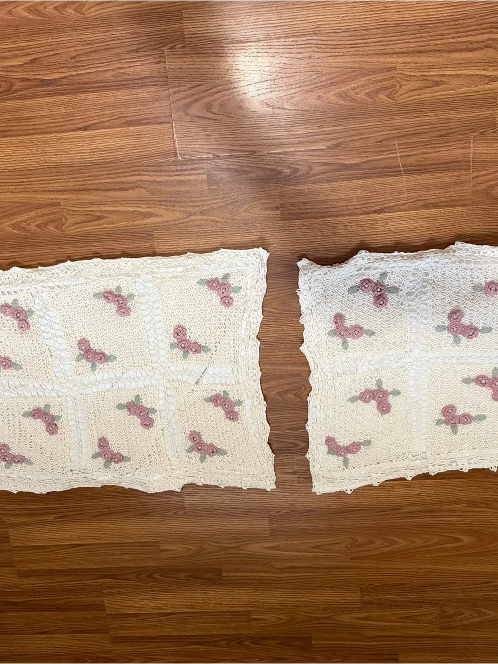 VTG Handmade Crochet Pillowcases Flower with Pearl Center x 2.